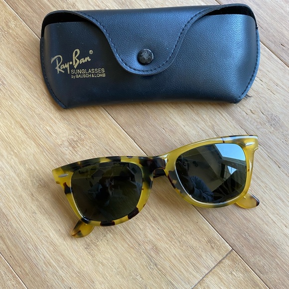 VINTAGE RAY BAN Wayfarer 1980's Mid century tortoise B&L USA - Picture 1 of 5